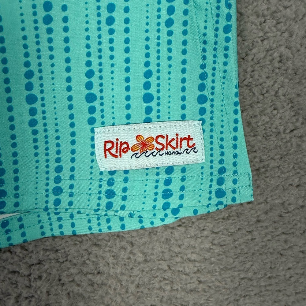 Ripskirt Hawaii length 1 size XL skirt like new preowned - Picture 2 of 6